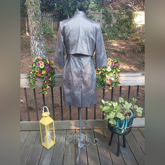 Gray R&M Richards 2 Piece Garment Dress Size 12 Petite - Picture 8 of 8